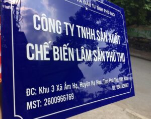 Biển mica công ty giá rẻ